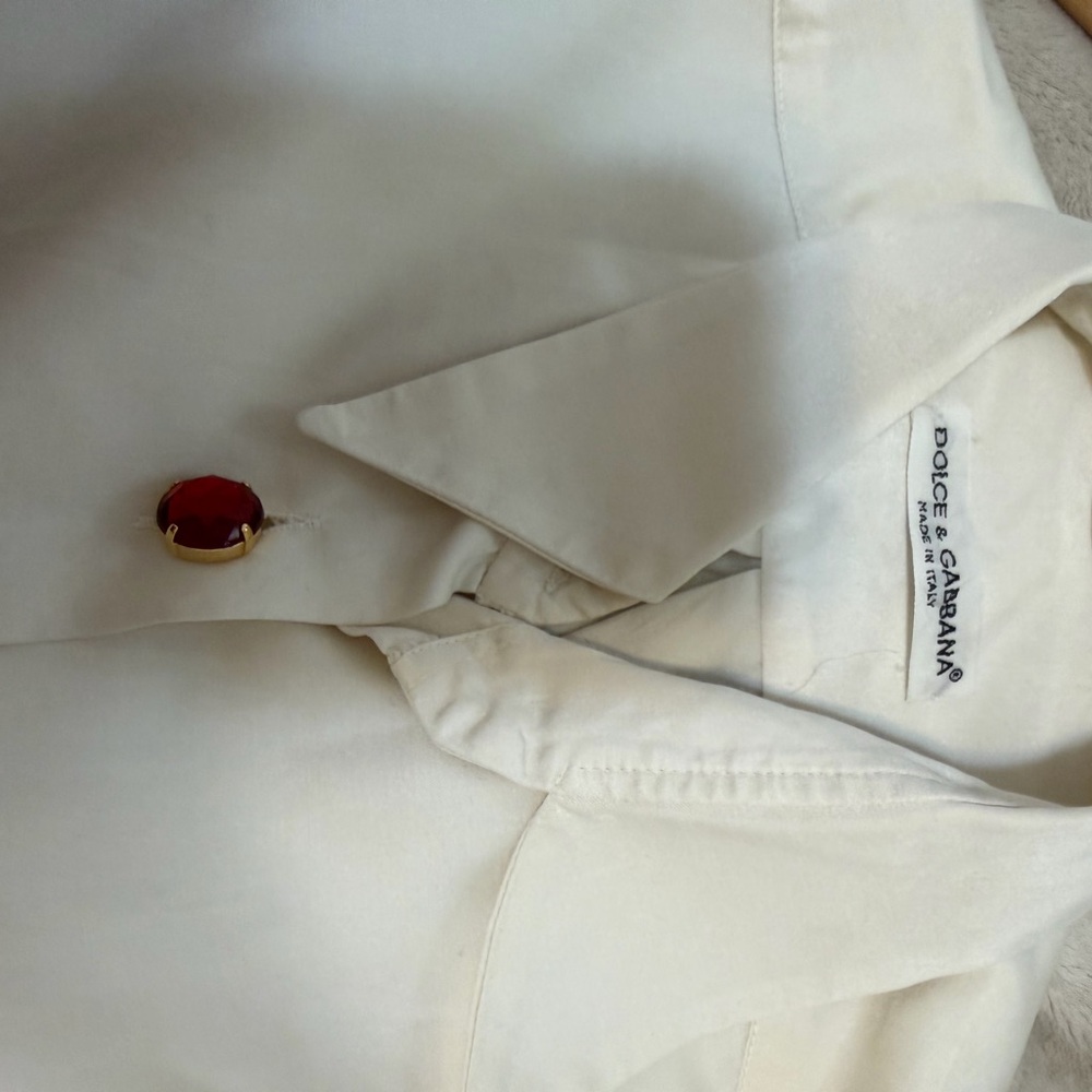Dolce & Gabbana Cream Silk Shirt with Red Jewel Button - Picture 5 of 6